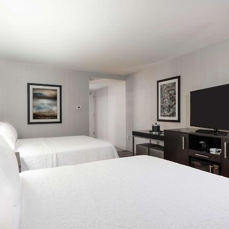 Hampton Inn & Suites Bridgewater, Nj Bagian luar foto