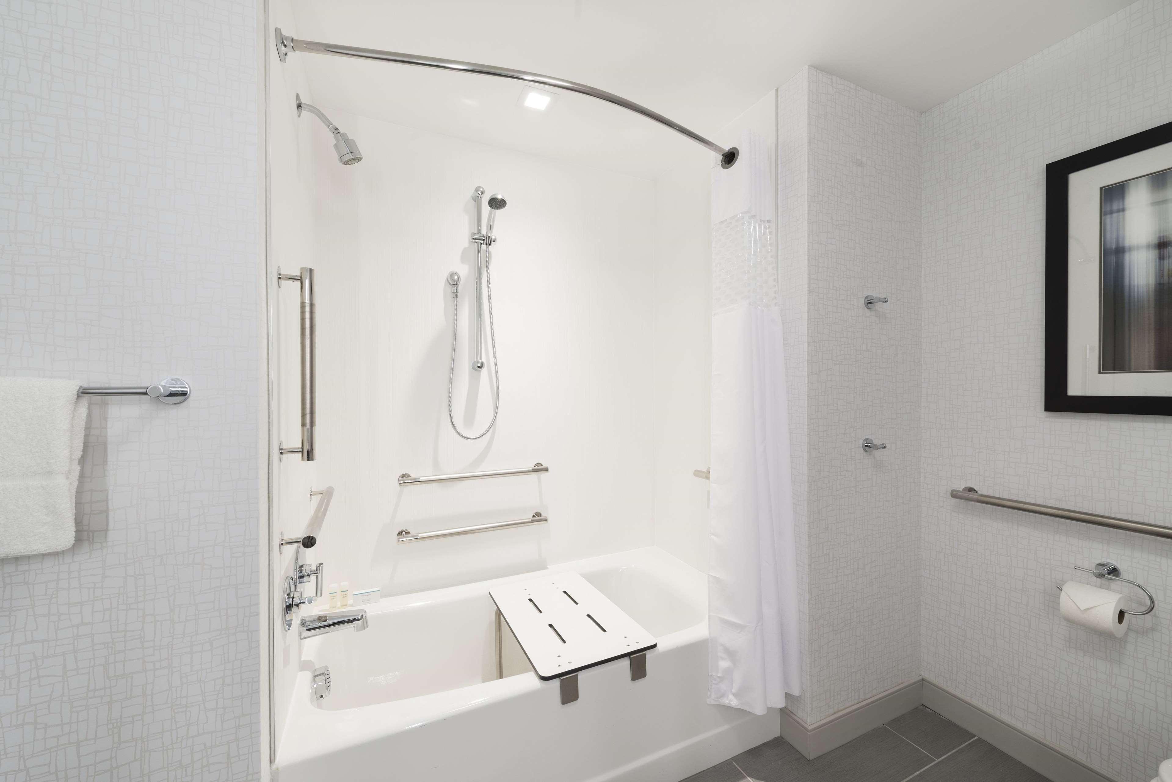 Hampton Inn & Suites Bridgewater, Nj Bagian luar foto