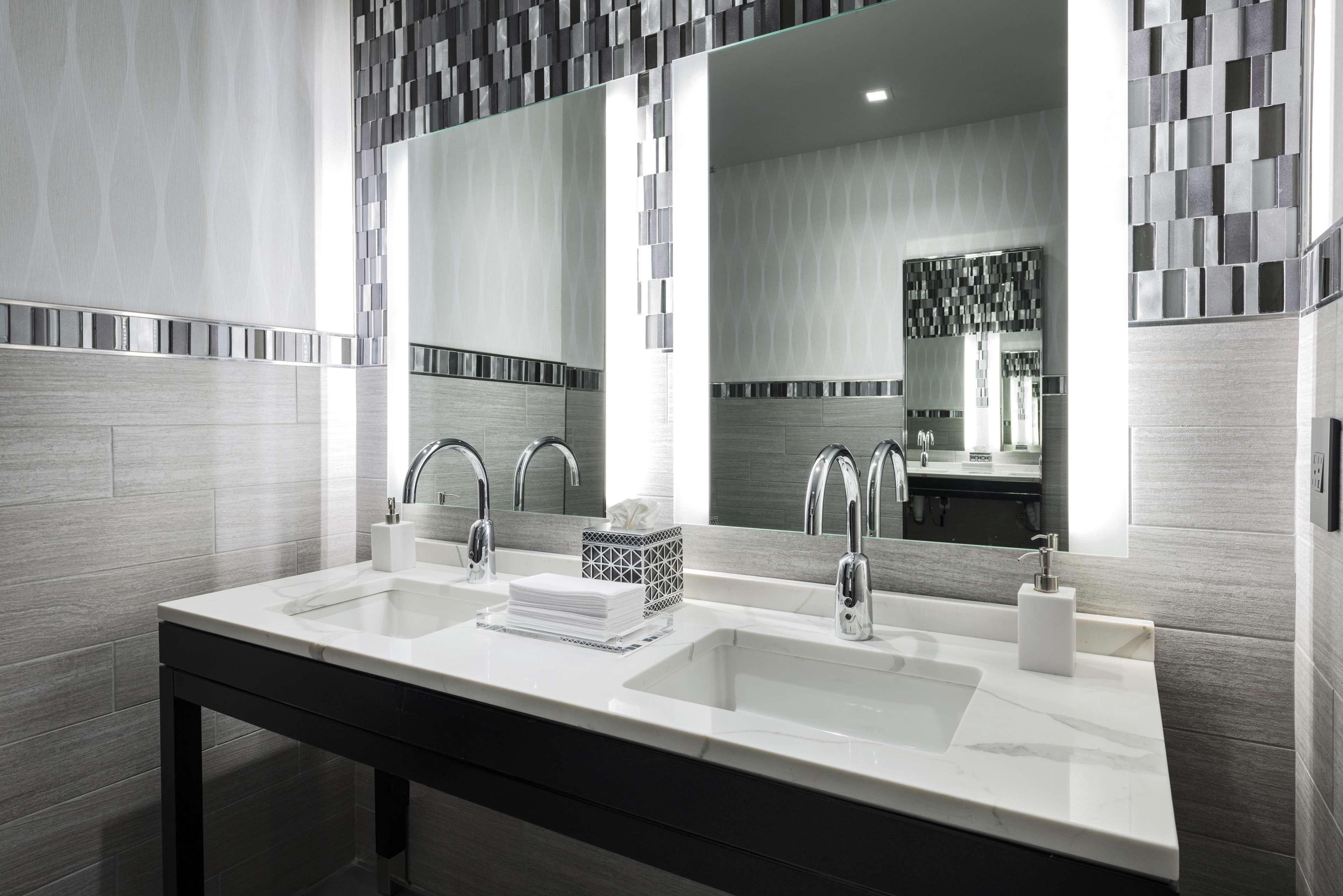 Hampton Inn & Suites Bridgewater, Nj Bagian luar foto