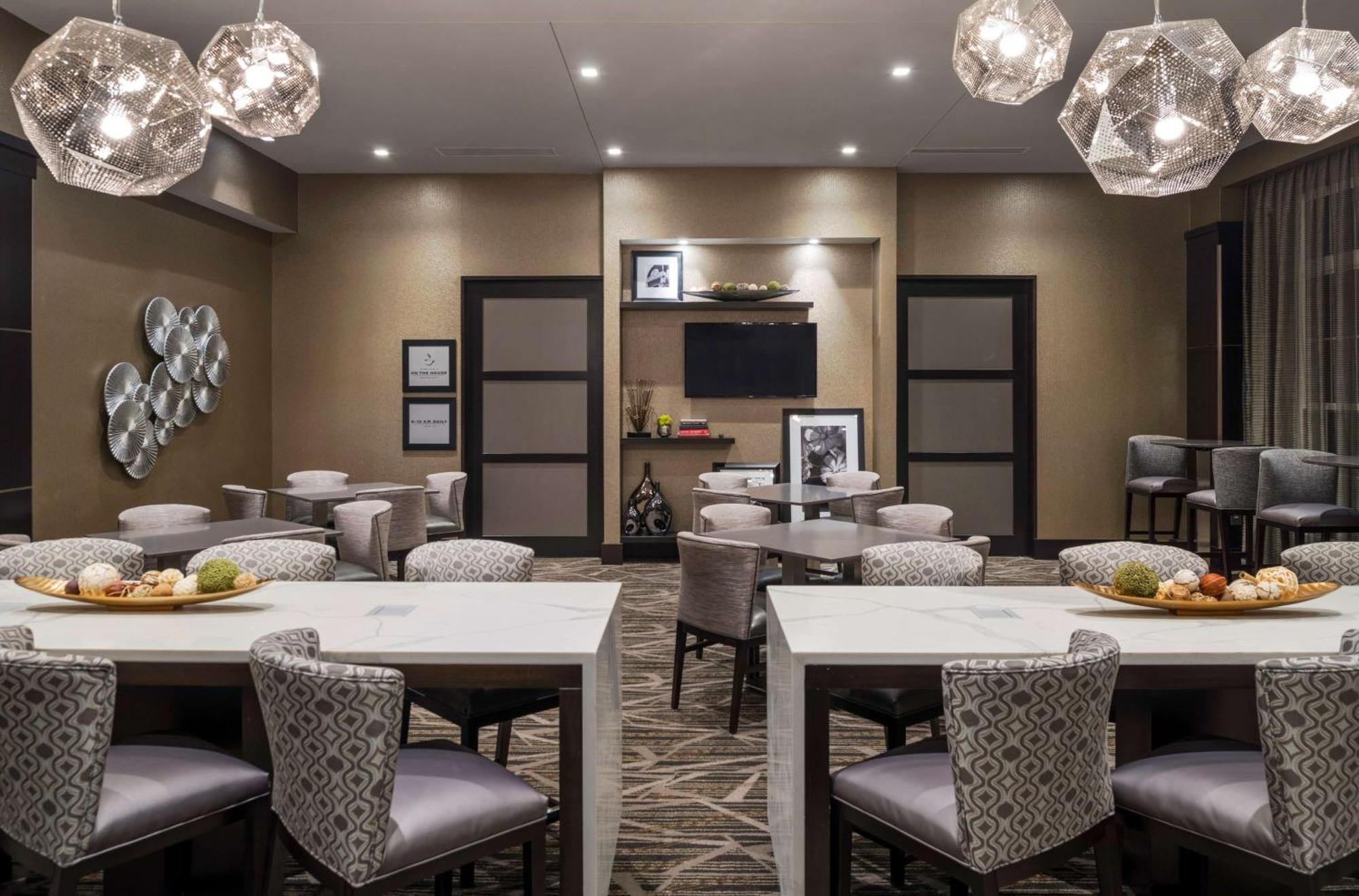 Hampton Inn & Suites Bridgewater, Nj Bagian luar foto